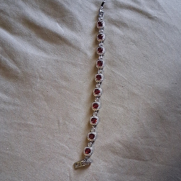 Jewelry - 18KT WHITE GOLD OVER SILVER.WITH CRYSTALS.BRAND NEW RETAIL 299.00